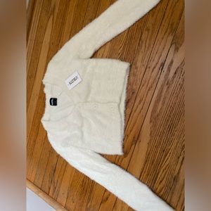 Katie J NYC Mara cropped cardigan in cream